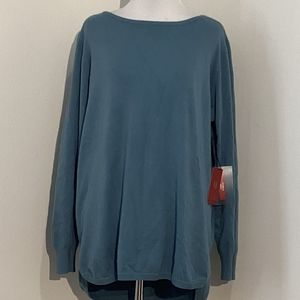 Cyrus Women's Blue Crew Neckline Sweater